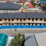 Өзі салып, өзі бұзды. Алматыда заңсыз ғимарат сүріліп жатыр