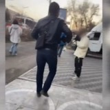 «Полицейміз» деп Қытай азаматтарының 5,5 млн теңгесін тартып алғандар ұсталды