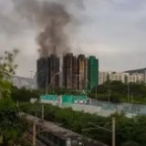 Гонконгте бір күннен бері сөнбеген өрт ондаған адамның өмірін қиды