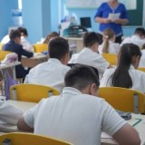 Енді оқушылардың мектептегі көктемгі және күзгі демалыстары мүлдем алынып тастайды