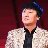 "Жаныңыз жәннатта болсын": Өмірқұл Айниязов марқұм әкесі туралы тебірене сөз қозғады (ФОТО)