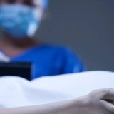 "Қызының мәйіті қонақ үйден табылды": Танымал актердің отбасында қайғылы жайт орын алды (ФОТО)