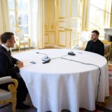 Парижде Макрон мен Зеленский кездесті