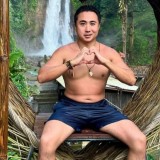 "Қора-а-а" деп жүріп "қораға" кірді: Елге танымал блогерді полиция іздеп жатыр (ФОТО)