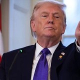 Трамп НАТО атынан Данияны Гренландиядан кетуге шақырды