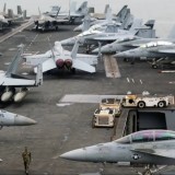 Трамп: АҚШ-тың әскери кемелері Иран бағытына бет алды