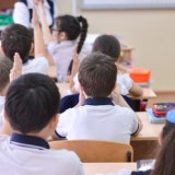 Жекеменшік мектептер моншалар мен қоймаларда ашылған