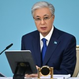 Тоқаев: қазақстандық банк арқылы көршілес мемлекеттен 14 миллиард доллар өткізілген