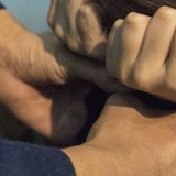 Жамбыл облысында әйел баласын ұрып, видеосын бұрынғы күйеуіне жіберген