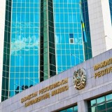 Мәжіліс жұмысшылардың құқығын қорғауға қатысты заңды қабылдады