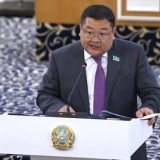 Айдос Сарым Ресей мен Украинаның “қара тізіміне” енуіне қатысты пікір білдірді