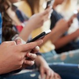 Еуропа балаларға әлеуметтік желілерді пайдалануға тыйым салуы мүмкін