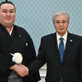 Тоқаев сумошы Ерсін Балтағұлды қабылдап, марапаттады