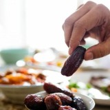 Цифрлы ораза деген шықты. Дінтанушы ауызашардан фото, видео салатындарға кеңес берді