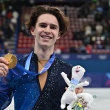 "Үйімнің алдына асфальт төсеп жатыр": Олимпиада чемпионы Михаил Шайдоров ел күтпеген мәлімдеме жасады (ВИДЕО)