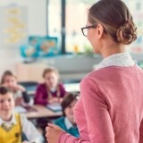 Мектеп мұғалімі 12 жастағы оқушысына зорлық көрсеткені үшін 51 жылға түрмеге тоғытылды (ФОТО)