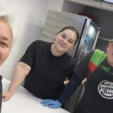Аутист баланың анасы мен Burger King өкілінің кездесуі айғаймен аяқталды