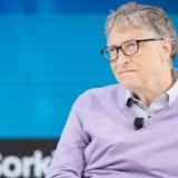 "Әйелімнің көзіне шөп салдым": Билл Гейтс Эпштейнмен араласқанына өкініш білдірді