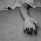 Оқушыға жасалған жыныстық құлдық: Клиенттерге қатысты іс жеке қаралуда