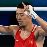 "Бақұл бол!" – Олимпиадада елі үшін жалғыз жүлдені әкелген боксшының отбасы қара жамылды (ВИДЕО)