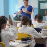 Шұғыл хабар! Еліміздің бас педагогы барша мұғалімнің бас қайғысына айналған мәселені көтерді