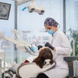 Оралдағы стоматологияда көз жұмған науқас: тіс дәрігері сотталмайтын болды