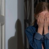 Талдықорғанда ер адам өзін оқушы ретінде таныстырып, жасөспірімге зорлық көрсеткен