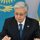 Тоқаев жаңа Конституцияны жүзеге асыру туралы жарлыққа қол қойды