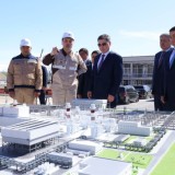 Бектенов Түркістандағы ірі электр стансасының құрылысын тексерді