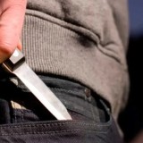 Алматыда ер адам дәрігерлерді пышақпен қорқытқан