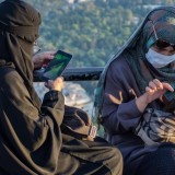 Ниқаб киюді шектеу: заң қалай жұмыс істеп жатыр?