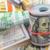 Доллар бағамы 470 теңге болып тұр