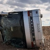 Қарағанды облысында 50 жұмысшысы бар автобус аударылды