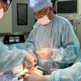 Дәрігерлер 12 жастағы қыздың асқазанынан үшінші рет шаш түйінін алды