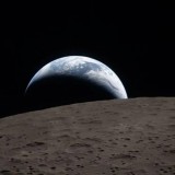 «Артемида-2» экипажы Айды айналып өтіп, Жерге бет алды