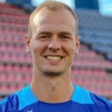 «Астана» легионері оқыс оқиғаға ұшырап, басын 15 жерден тіктірді