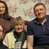 Ақтөбе облысының тұрғыны 30 жылдан кейін отбасымен қауышты