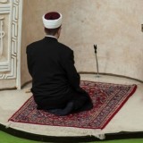 Енді имамдарды балағаттағандар жауапкершілікке тартылады: ҚМДБ ескертуі