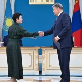 Қазақстан мен Моңғолия арасында 13 құжатқа қол қойылды