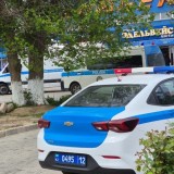 "Жалған хабарлама": Ақтауда полиция сауда орталығынан жарылғыш затты іздестірді