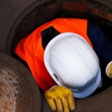 СҚО-да кәріз құдығына түскен жұмысшылар улы газдан көз жұмды