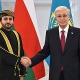 Тоқаев Оман Сұлтанына сәлем жолдап, сапарға шақырды
