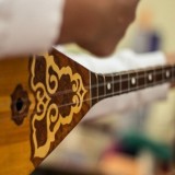 Домбыраны харам деген ақтөбелік блогерге қылмыстық іс қозғалды