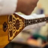 Ереже өзгереді: Домбыра мен қобызды енді ұшаққа қол жүгі ретінде алуға болады