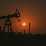 Мұнай бағасы төрт жылдан бері алғаш рет 120 доллардан асты