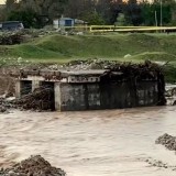 Түркістан облысында көпірлерді су шайып, 81 адам қауіпсіз жерге көшірілді