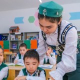 Сенат мұғалімді артық жүктемеден босататын заңды мақұлдады
