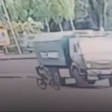 Астанада велосипед мінген жасөспірімді жүк көлігі қағып кетті