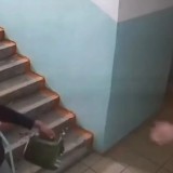 Павлодар тұрғыны подъезге бензин шашып, көпқабатты үйді өртемек болды