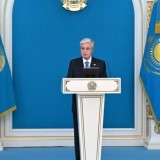 Тоқаев БАҚ қызметкерлерін мерекесімен құттықтады